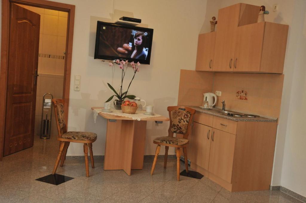Pensjonacik Graven Apartment Ниджица Стая снимка