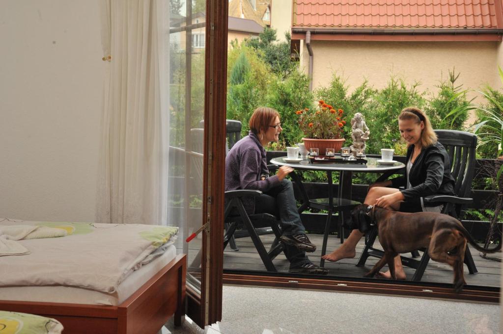 Pensjonacik Graven Apartment Ниджица Стая снимка