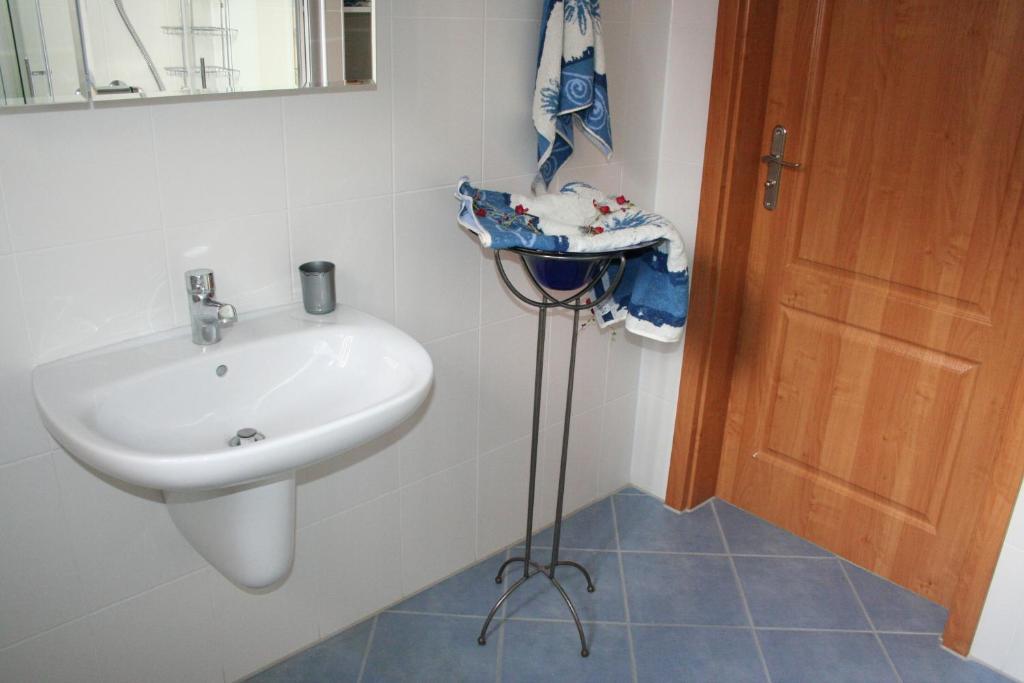 Pensjonacik Graven Apartment Ниджица Стая снимка